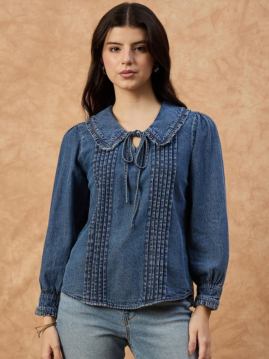 DRAPE AND DAZZLE Women Peter Pan Collar & Pin-Tuck Detailing Puff Sleeve Denim Top