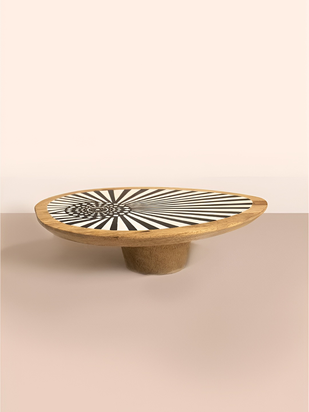 FREEDOM TREE Beige & Black Wood Easy To Clean Food Platter