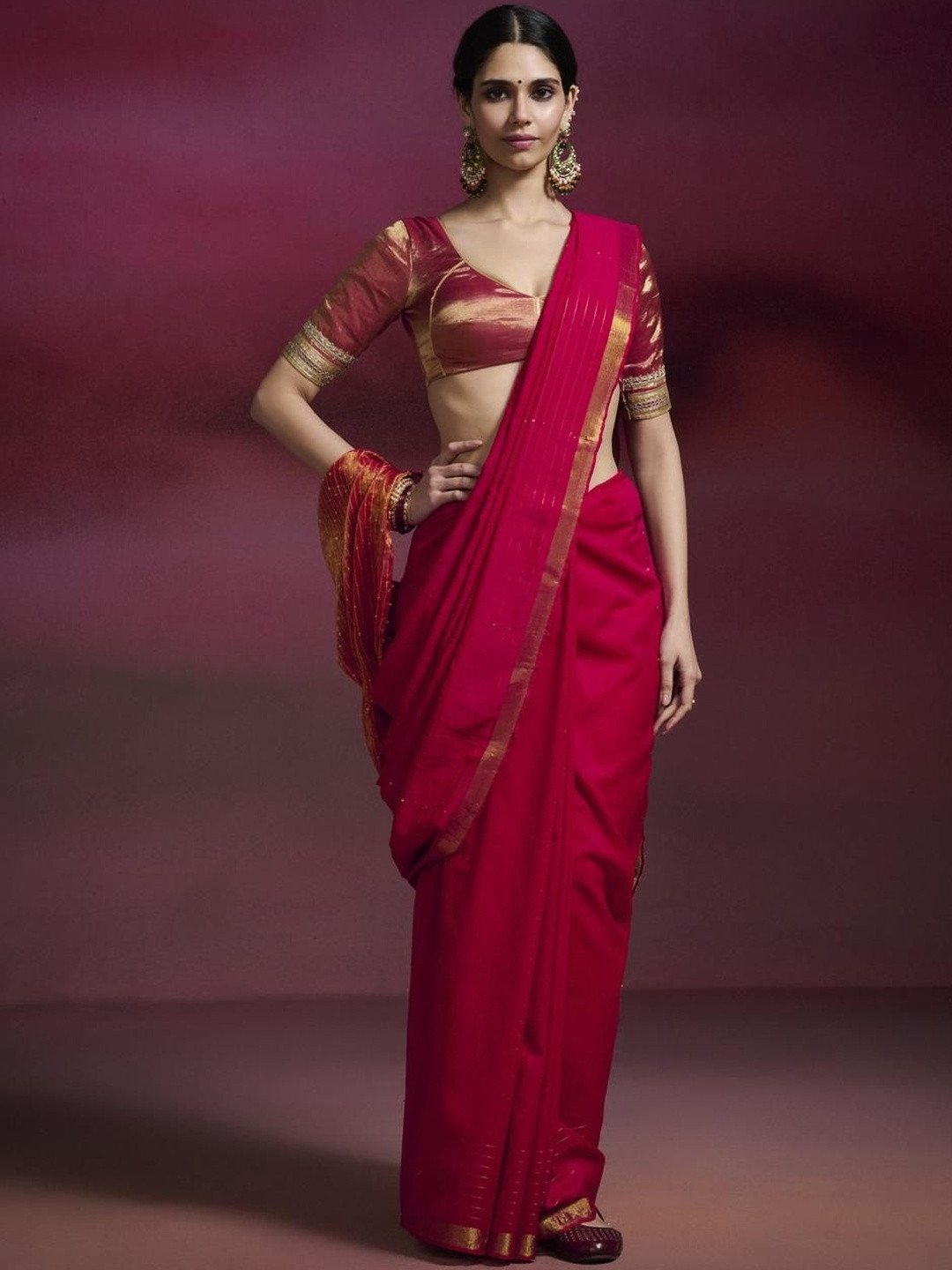 Dressfolk Pink  Woven Design Cotton Saree with Gold Zari Border & Sequin-Embellished Pallu