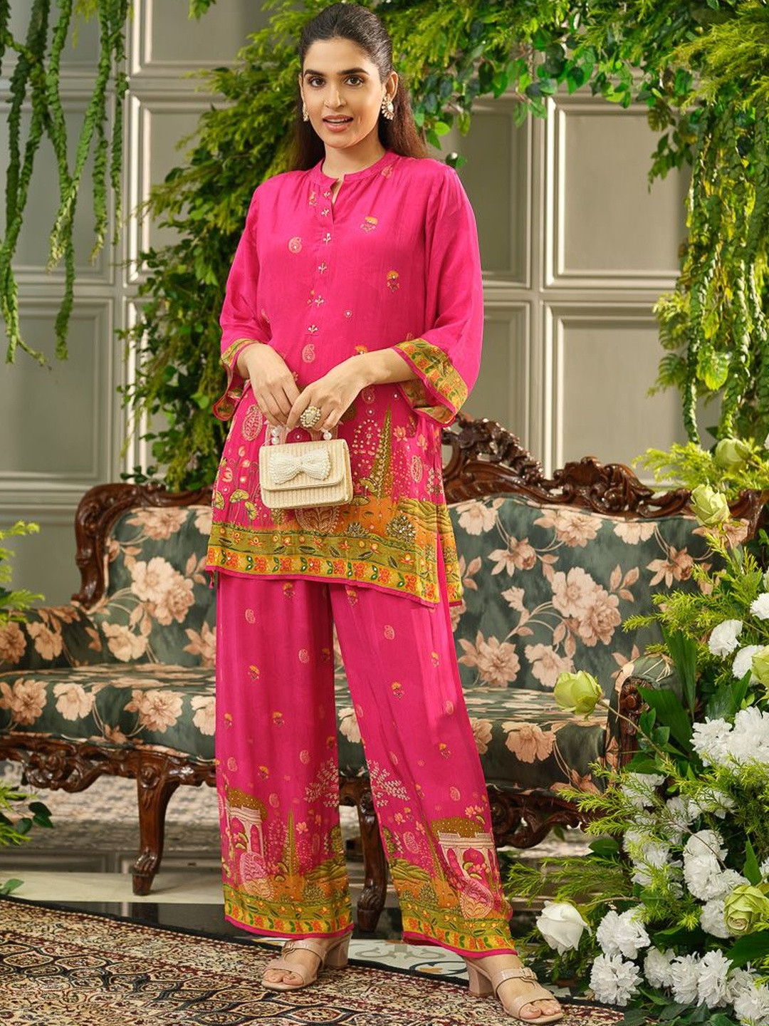 Sangria Women Pink Digital Print Poly Georgette Co-ord Set