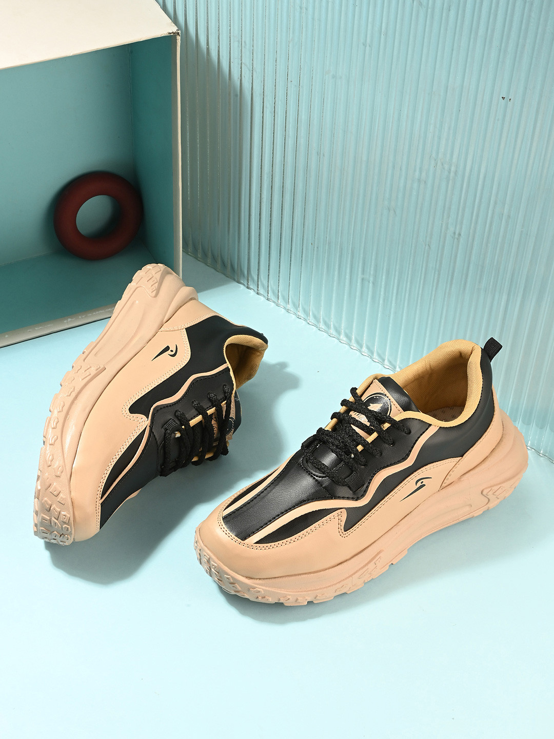 Rising Wolf Women Colourblocked Sneakers