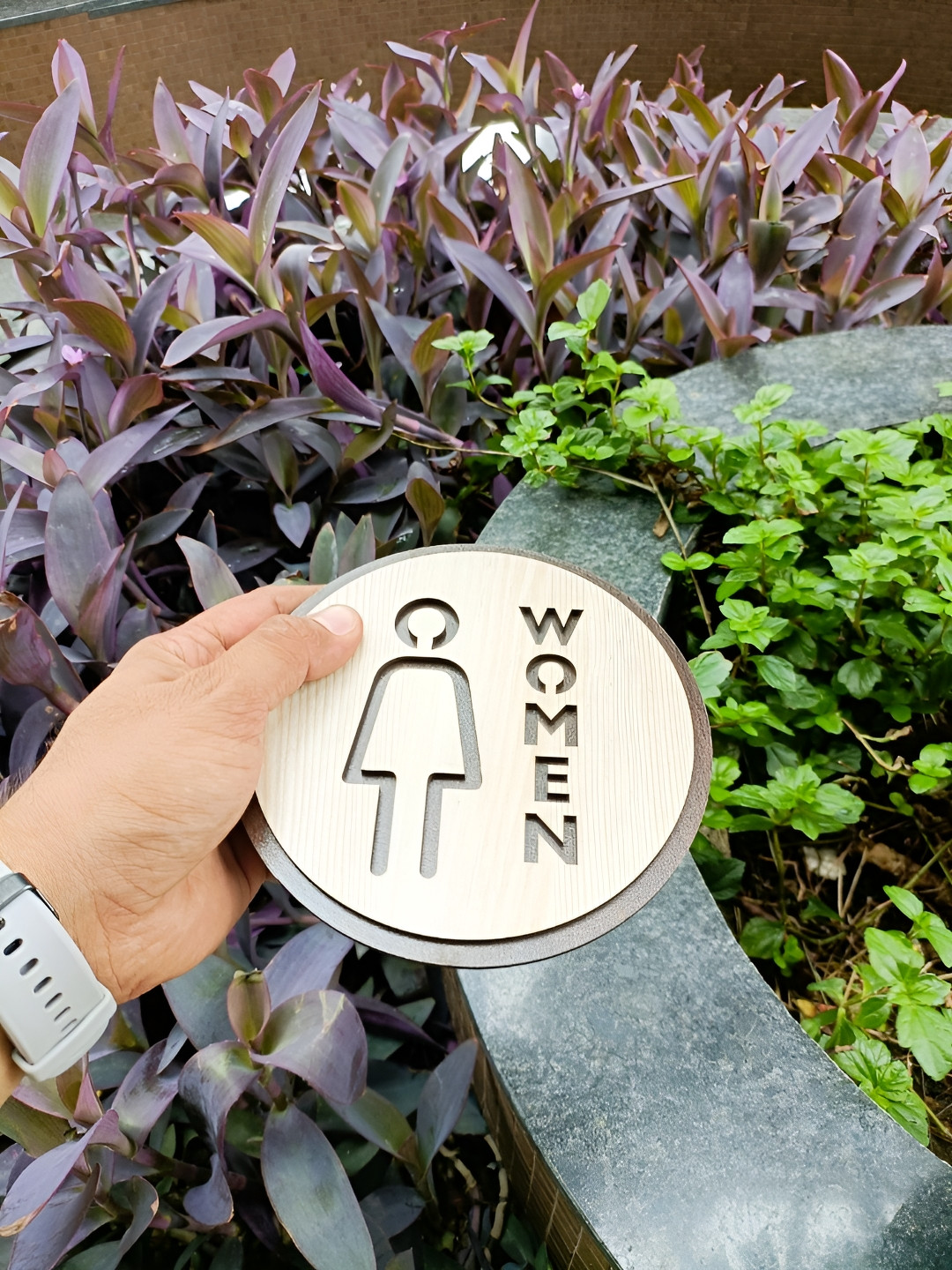 WOXOUR ENTERPRISE Brown & Grey Self-Designed Wooden Round Women-Sign Wall Decor