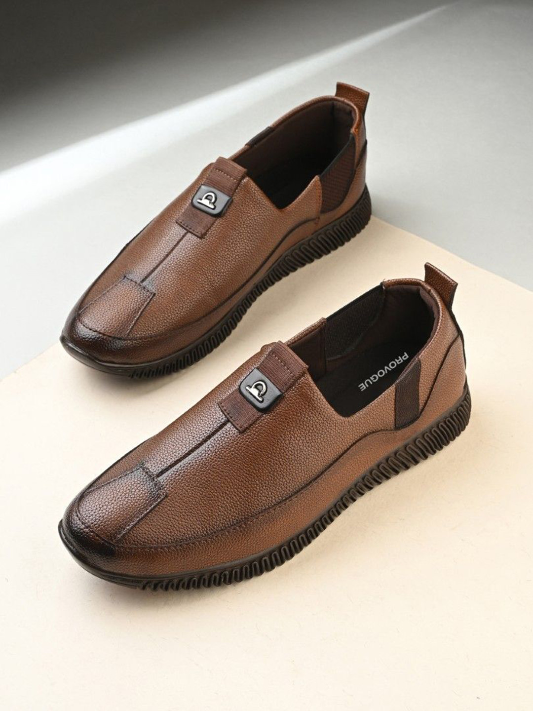 Provogue Men Textured Round Toe Lightweight Cleated Sole Slip-On Sneakers