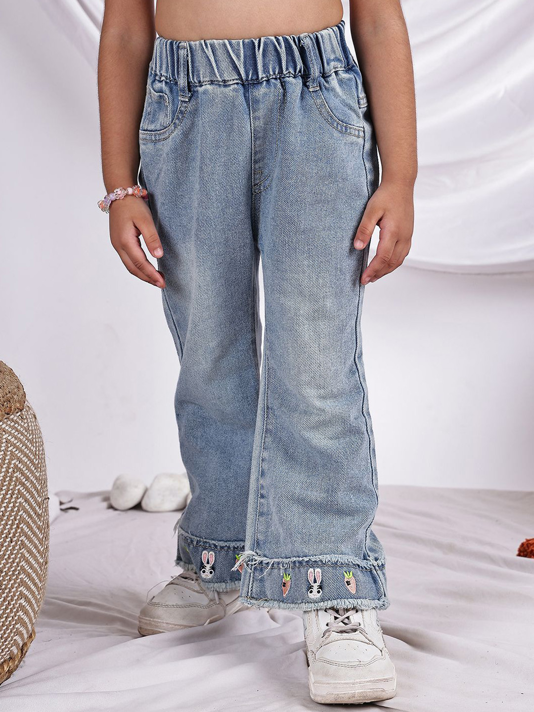 NEUDIS Girls Regular Fit High-Rise Light Fade Cotton Jeans with Floral Embroidery