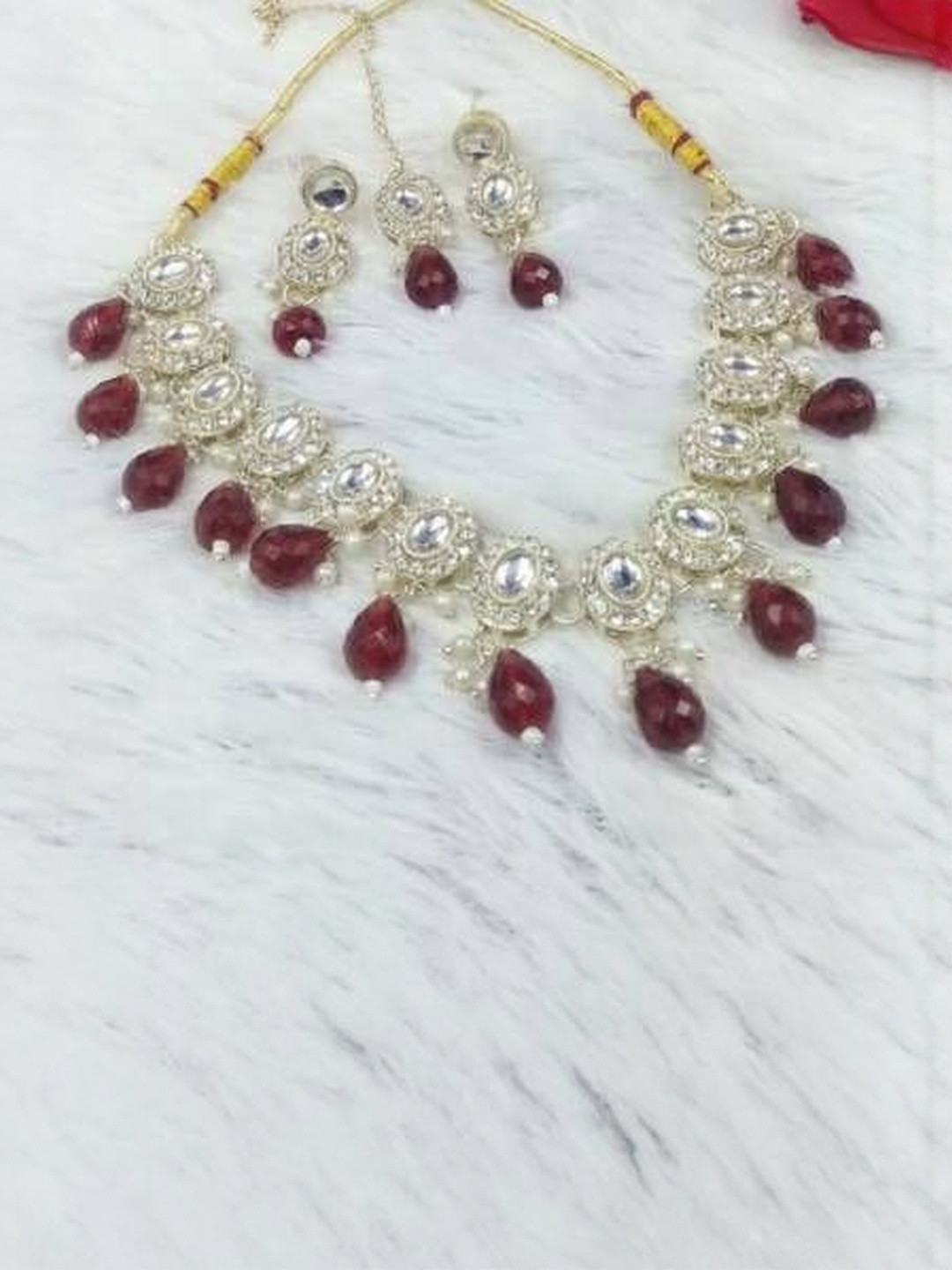 Zefrokart Women Gold Plated Artificial Stone & Beads Jewellery Set