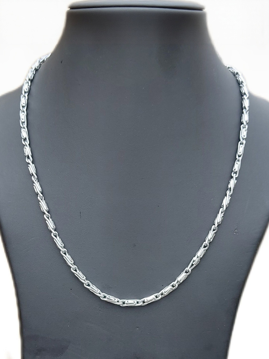 Basukiya Woman Silver Plated Chain