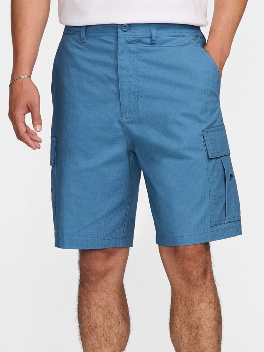 Nike Men Solid Cargo Cotton Shorts