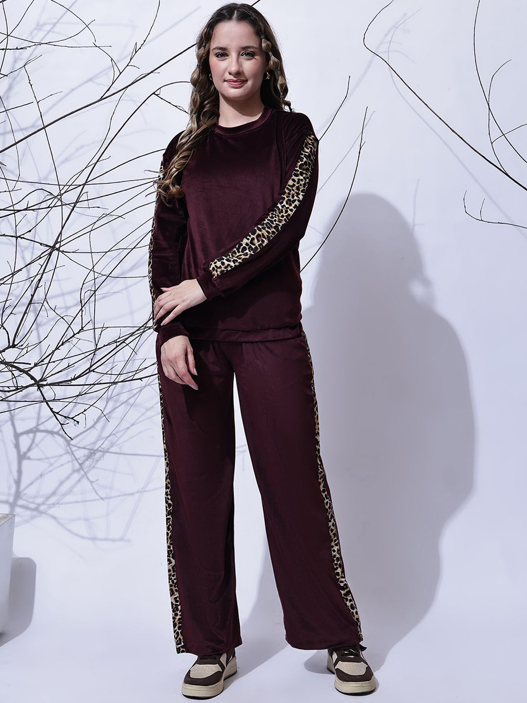 NEUDIS Leopard-Printed Velvet Sweatshirt With Trousers