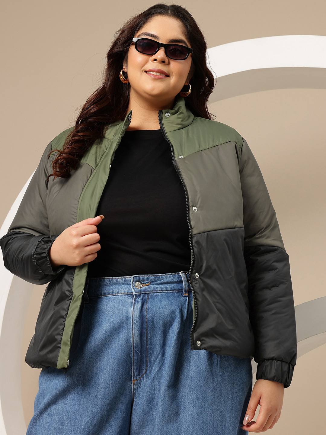 Sztori Plus Size Mock Collar Colorblocked Jacket