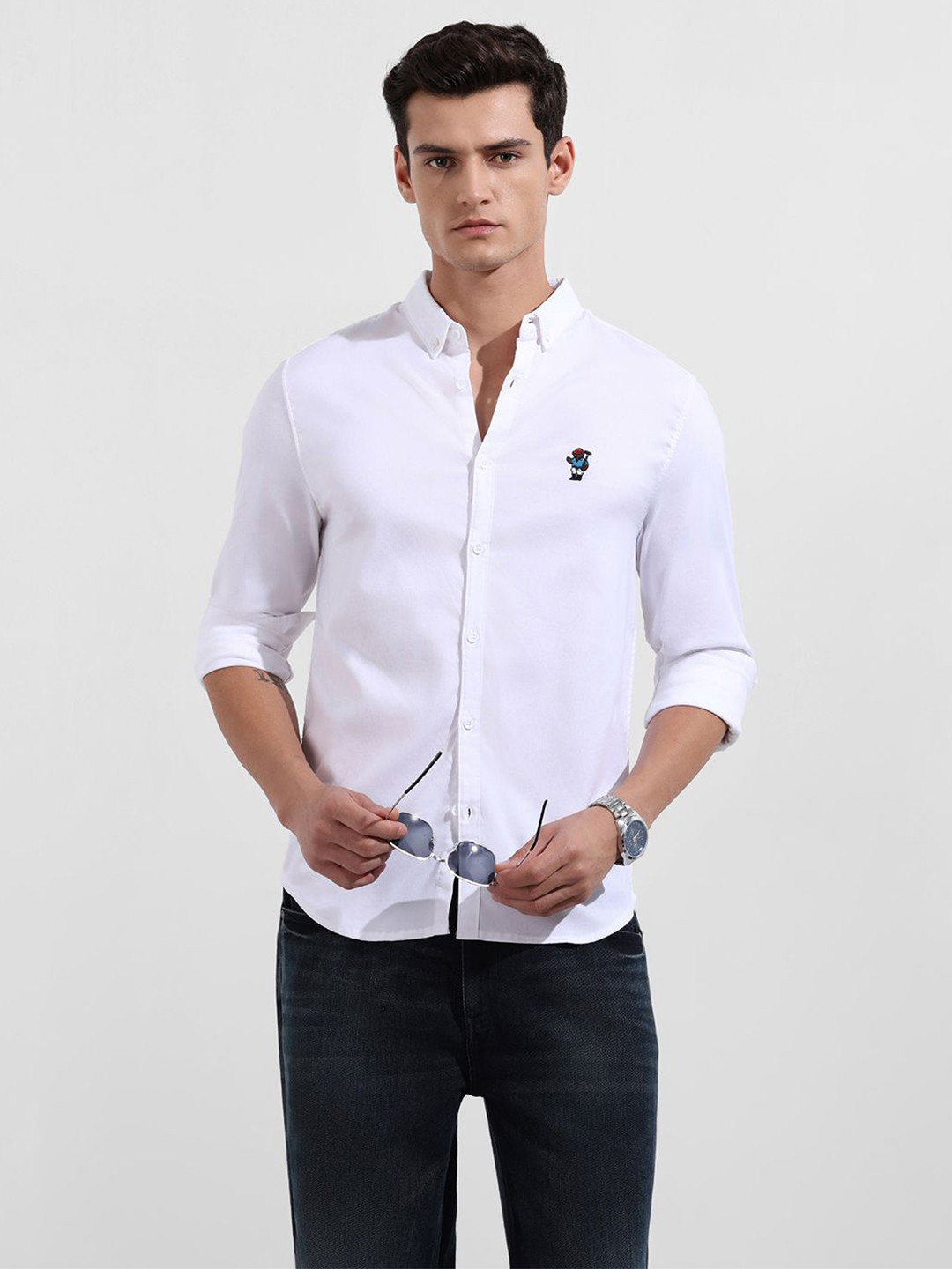 The Indian Garage Co Slim Fit Button-Down Collar Oxford Weave Casual Shirt