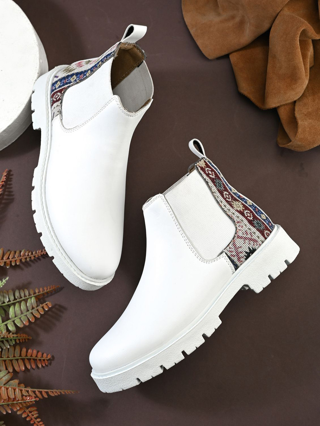 Big Fox Block Heel Mid Top Round Toe Slip-On Chelsea Boots