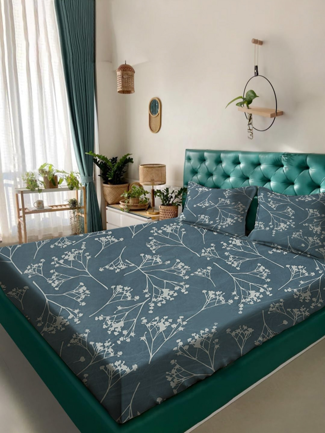 ROSARA HOME Blue & White Floral Printed 180 TC Polyester King Bedsheet & 2 Pillow Covers