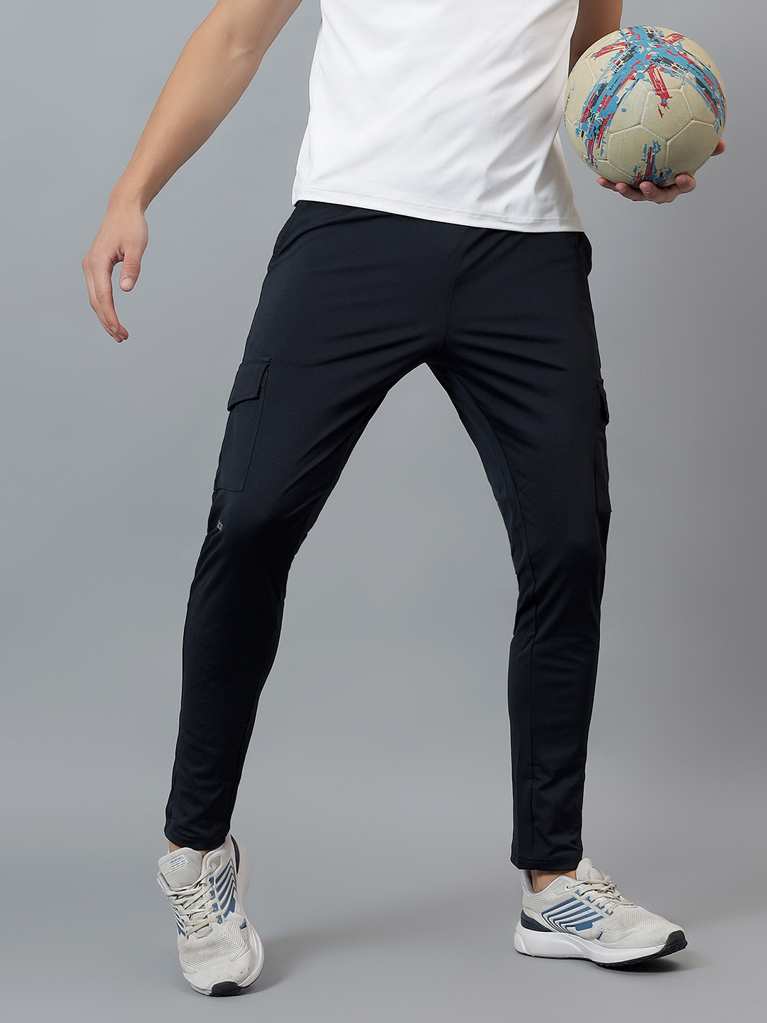 DIDA Men Navy Blue Rapid-Dry Training Cargo-Styled Track Pants