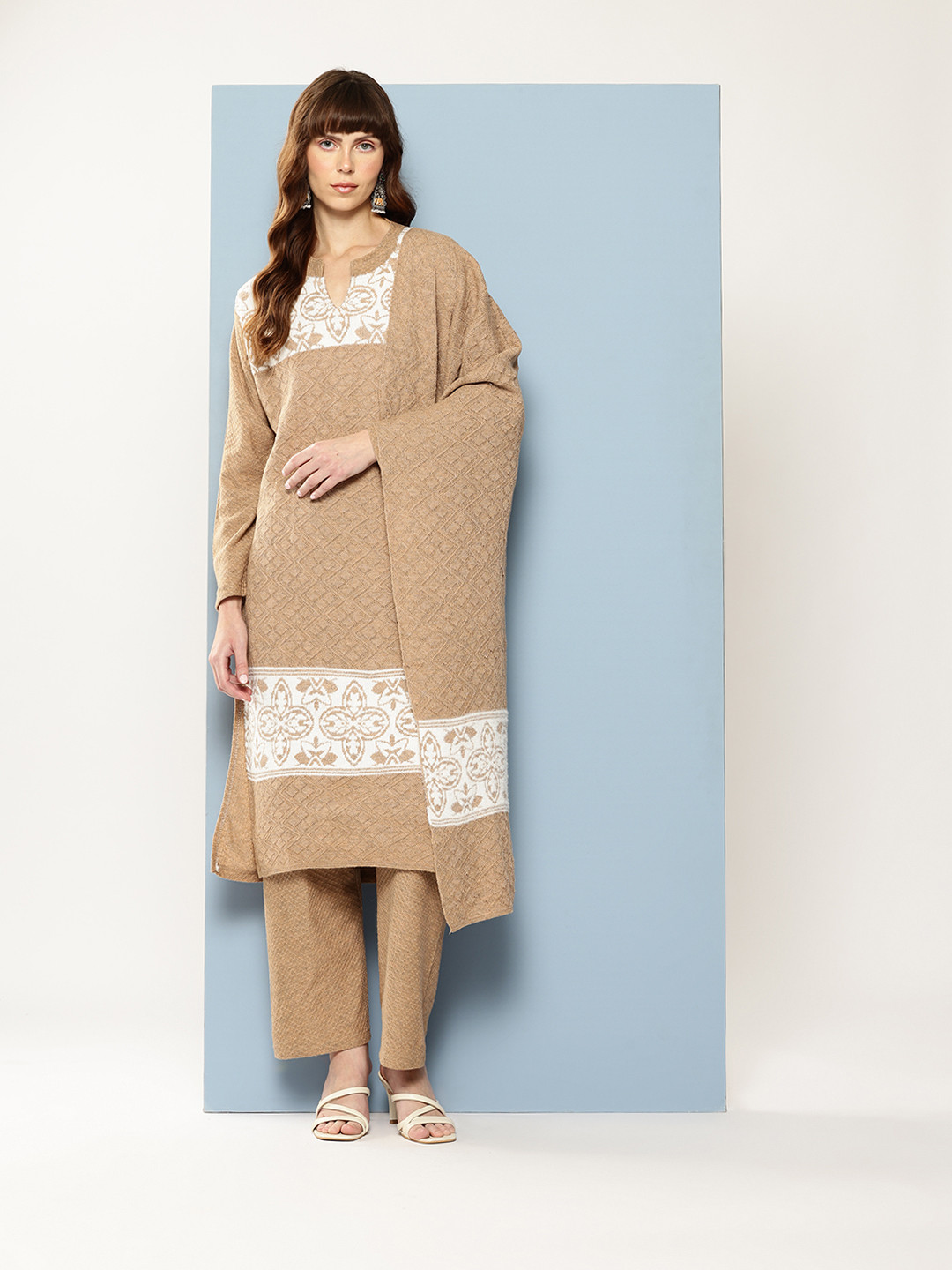 Aarika Floral Yoke Design Pure Wool Kurta & Trousers With Dupatta