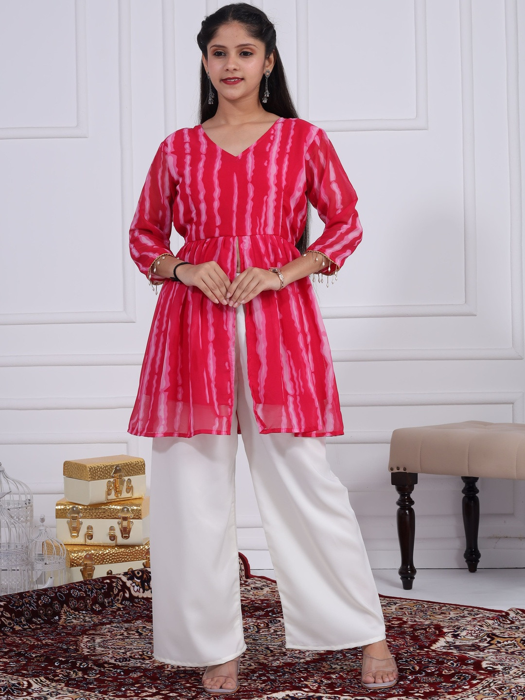 MISHA ENTERPRISE Girls Poly Georgette  Clothing Set