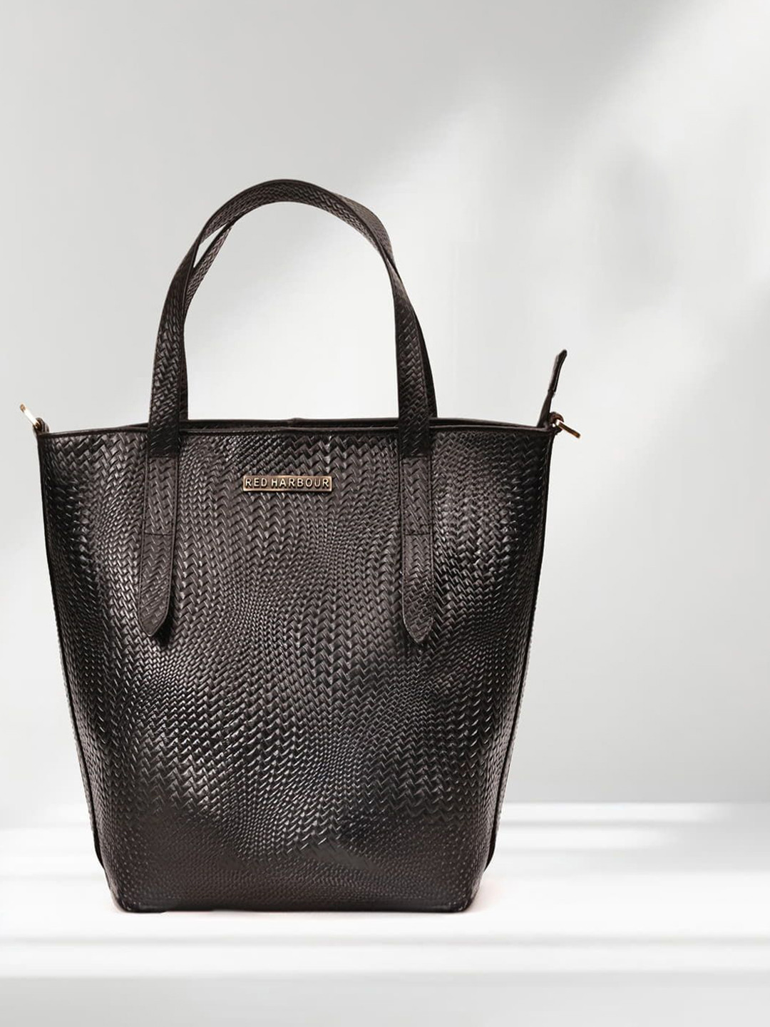 Red Harbour Textured Leather Bucket Tote Bag with Fringed