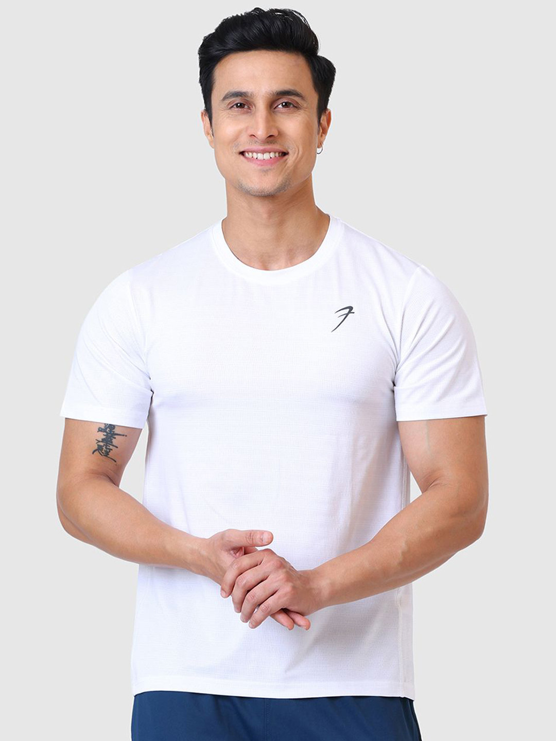 FUAARK Abzorb Round Neck Slim Fit T-shirt