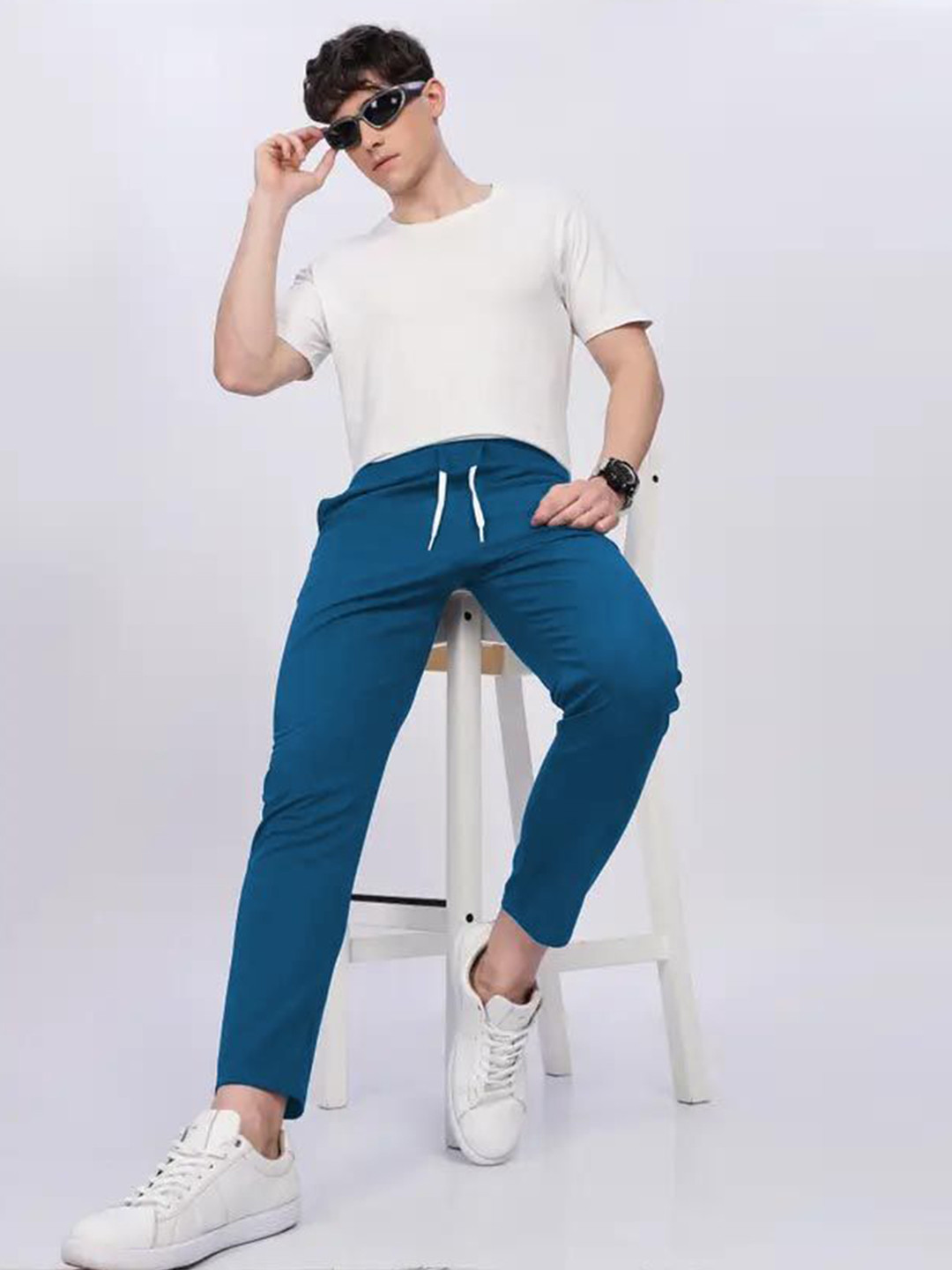 TIGER SNAKE Men Mid-Rise Relaxed-Fit Regular Trousers