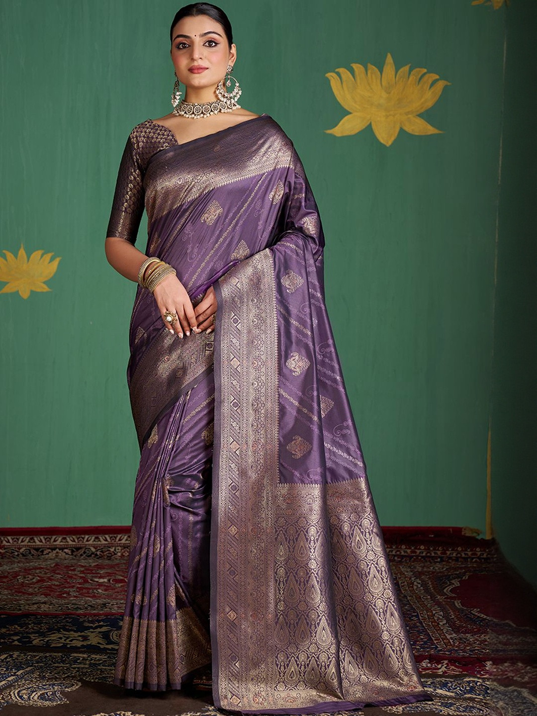 KHANAK CREATIVE TOUCH Woven Design Zari Banarasi Saree With Blouse Piece