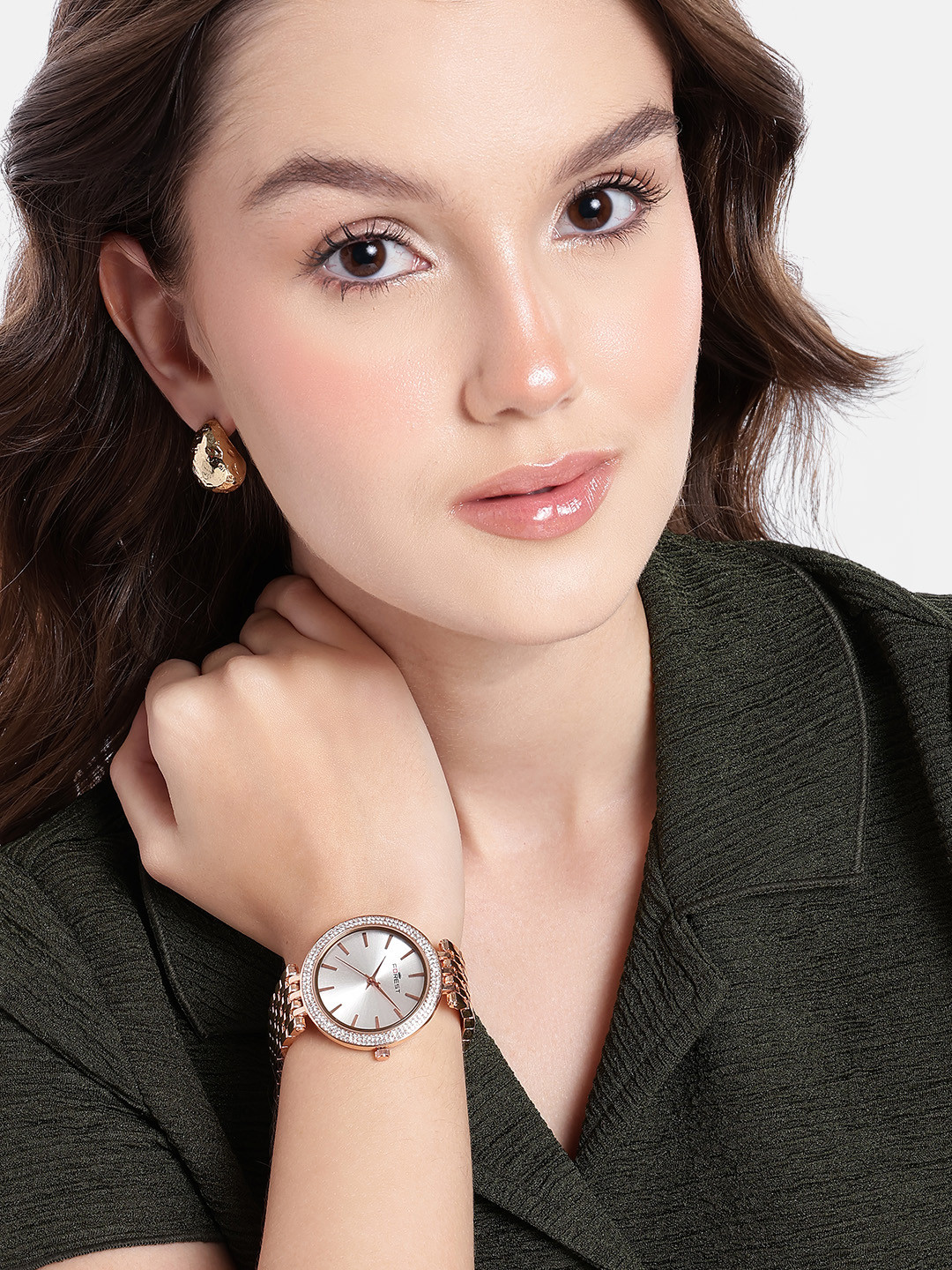 FOREST Women Mother of Pearl Dial Bracelet Style Straps Analogue Watch FRT-424-RG