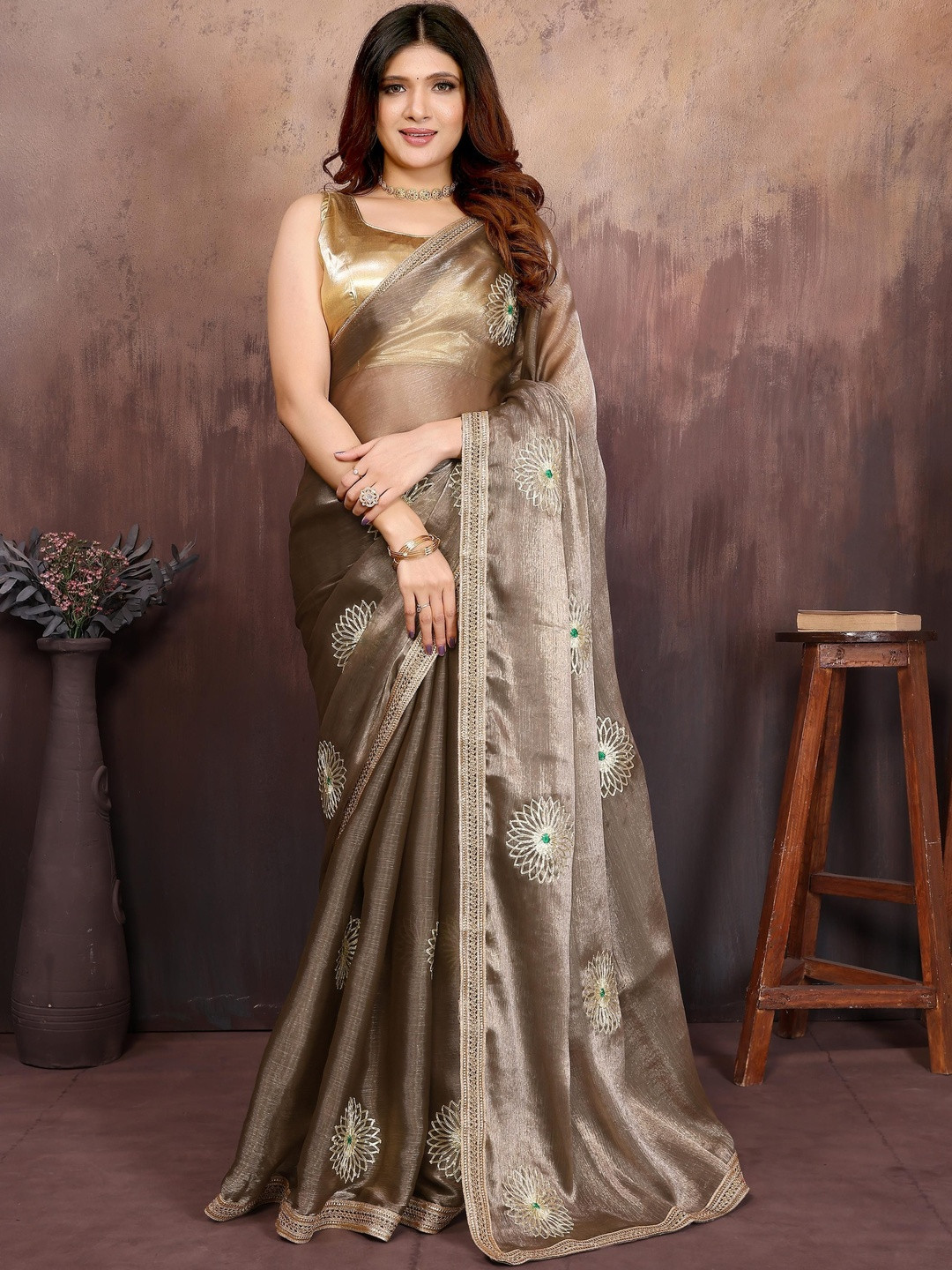 ALAGINI Floral Embroidered Gota Patti Saree