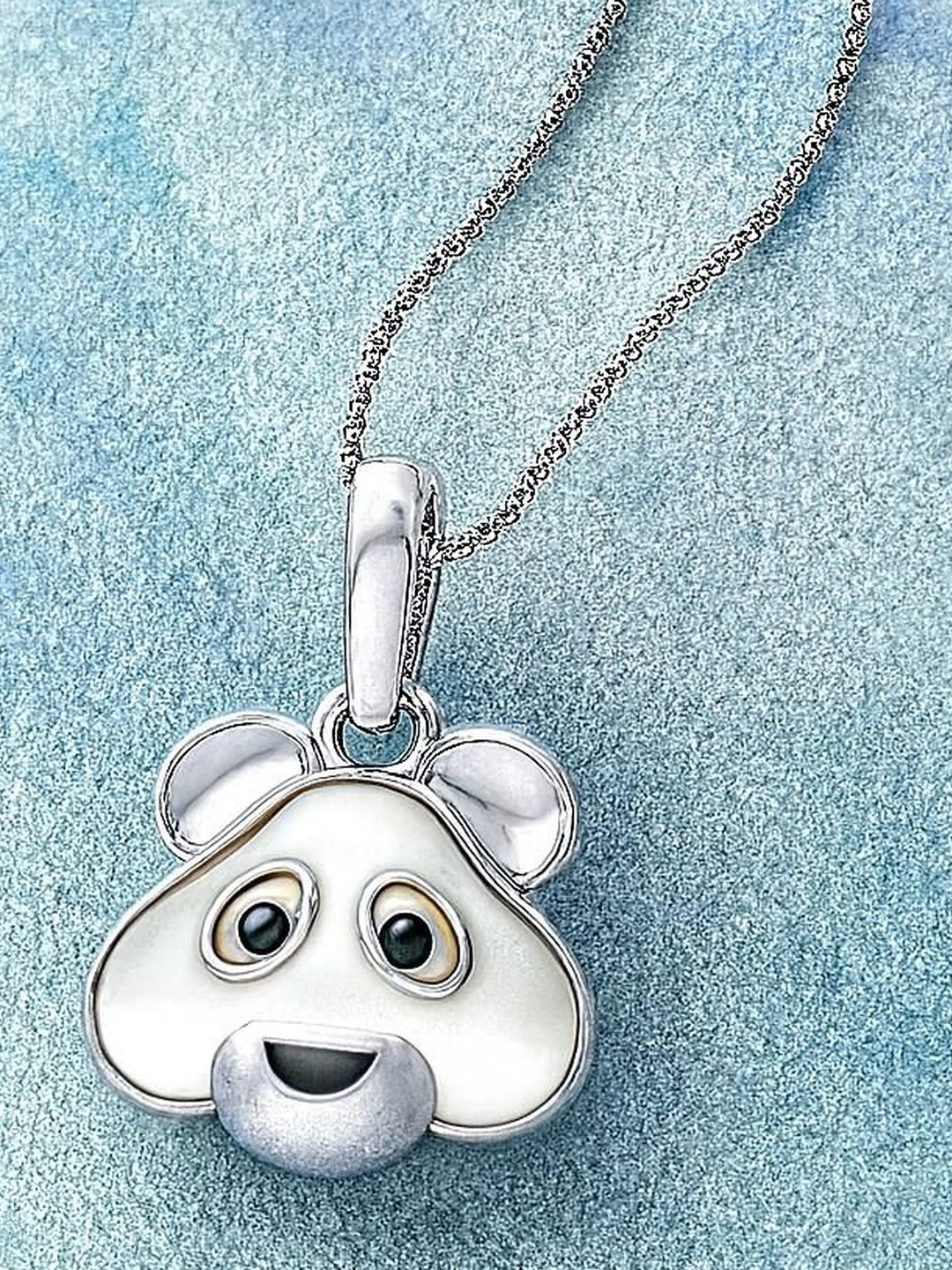 925 SILLER 925 Sterling Silver Rhodium-Plated Puppy Shaped Pendant With Chain