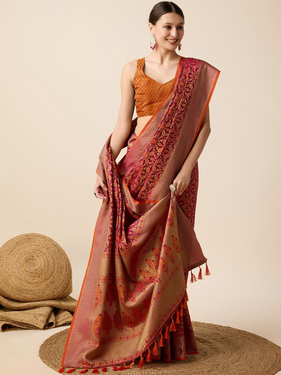 Durga Textile Woven Design Patola Saree With Blouse Piece