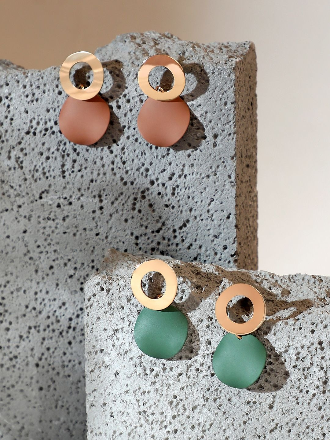 SOHI Pack Of 2 Gold-Plated Circular-Plate Drop Earrings