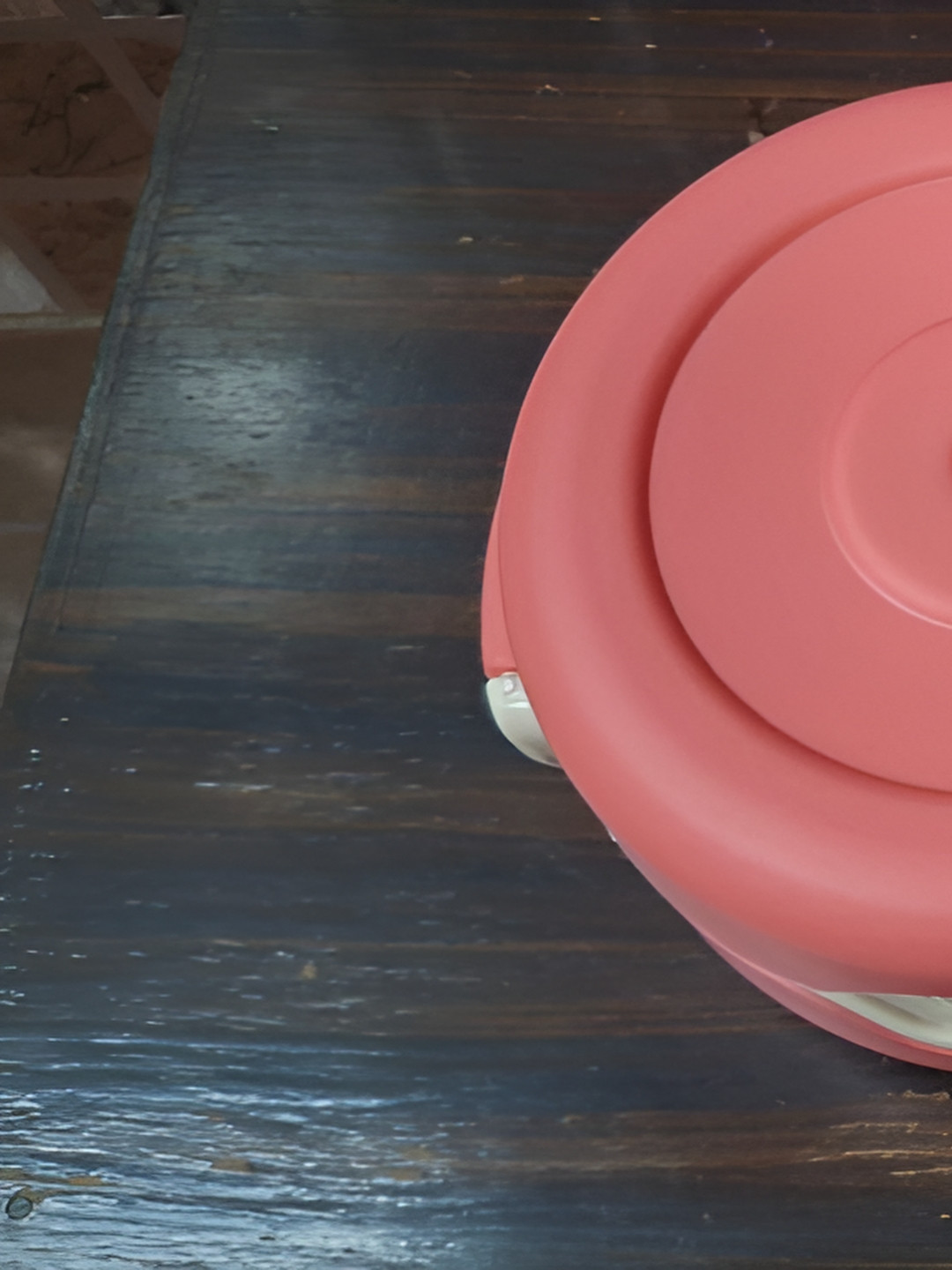 EVITA Red Easy to Clean Lunch Box