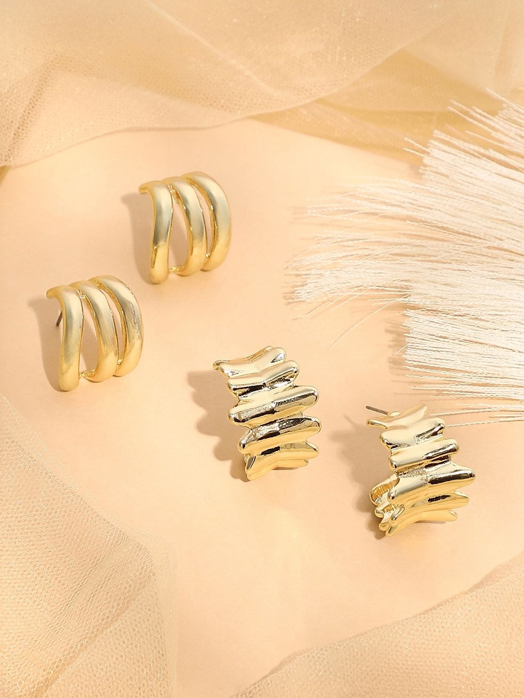 SOHI Set Of 2 Gold-Plated Ripple-Line Shaped Half Hoop Earrings