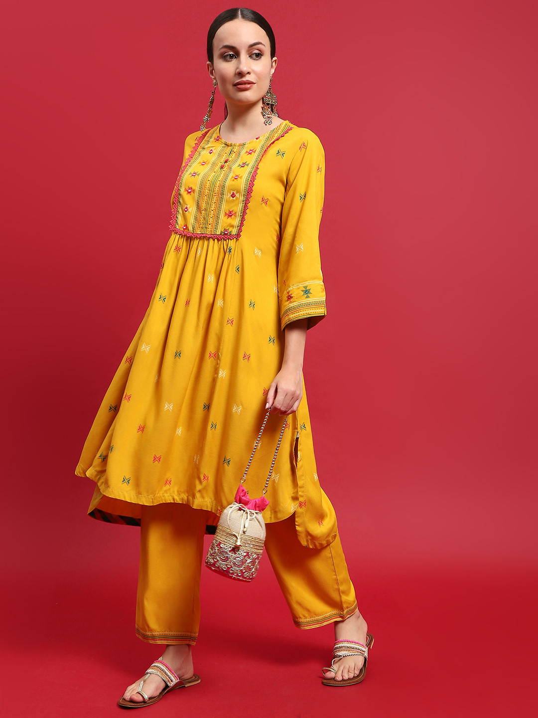 Shree Geometric Printed High-Low Kurta With Trouser
