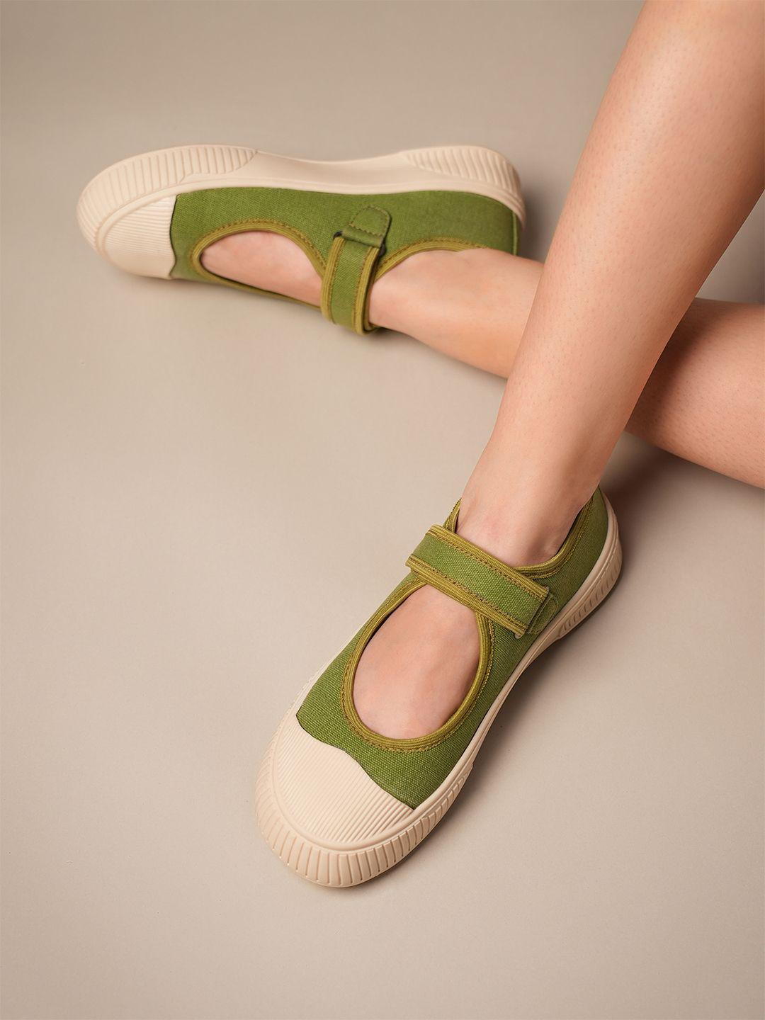 Theater Women Canvas Textured Flatforms Casual Shoes