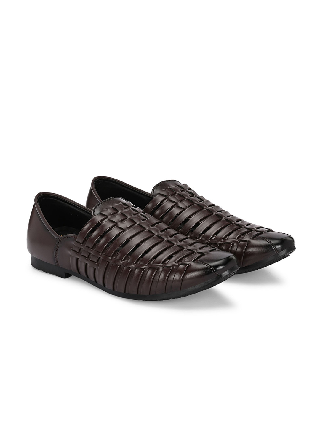 Vellinto Awadhi Men Slip-on Round Toe Lightweight Ethnic Mojaris With Laser Cuts