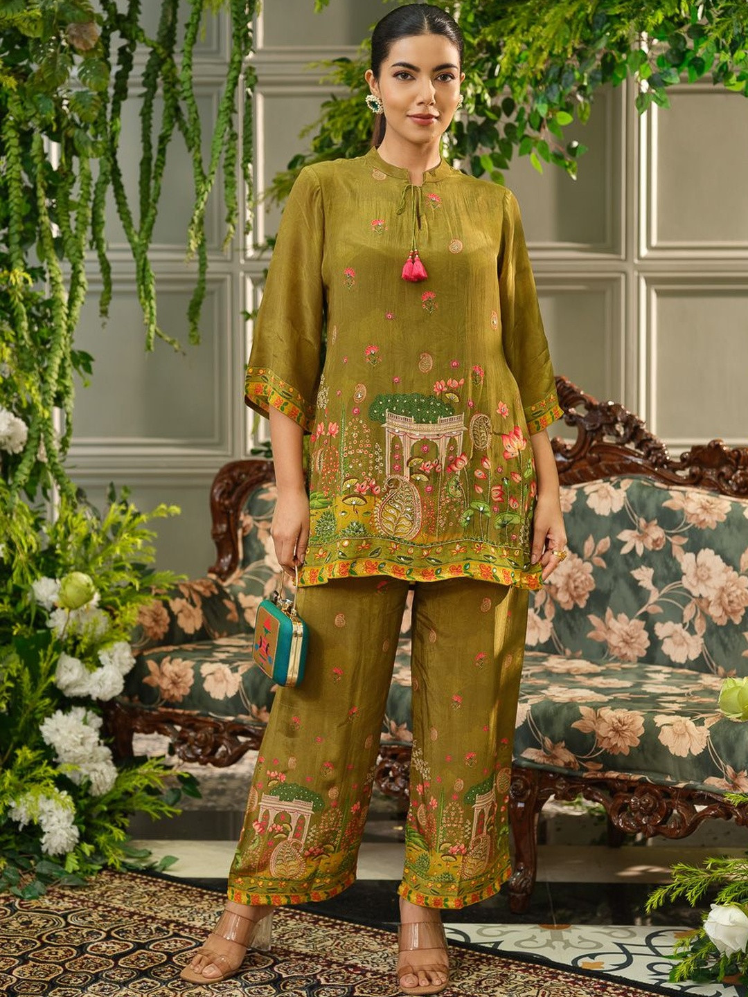 Sangria Women Olive Digital Printed Co-Ord Set With Handwork