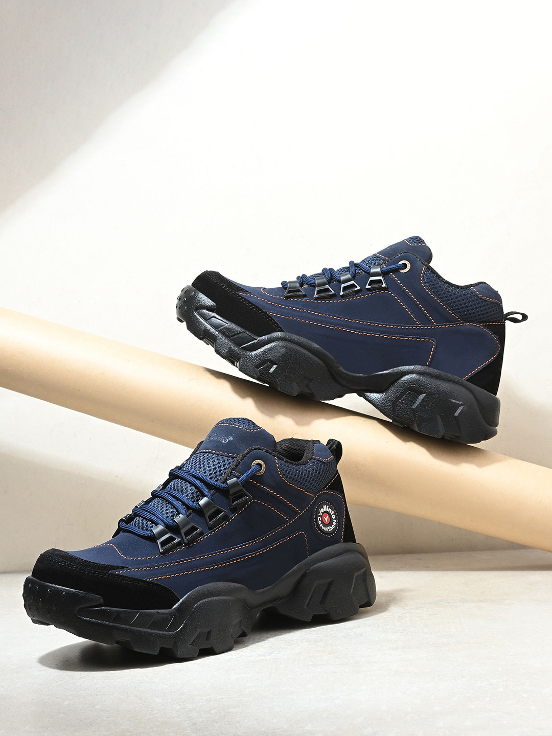 Vellinto TREKON Men Colourblocked Lace-Ups Round Toe Sneakers