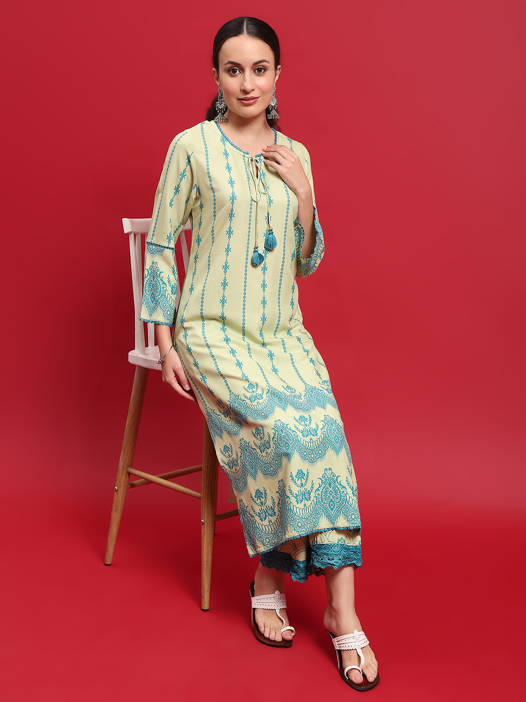 Shree Ethnic Motifs Printed Thread Work Tie-Up Neck Lace Straight Kurta with Trouser