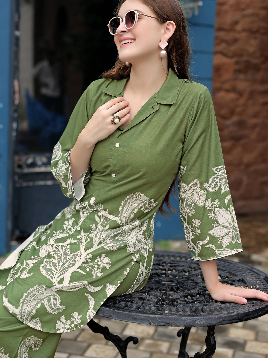 CORSICA Women Mehandi Floral Printed Shirt Collar Viscose Rayon Co-Ords Set