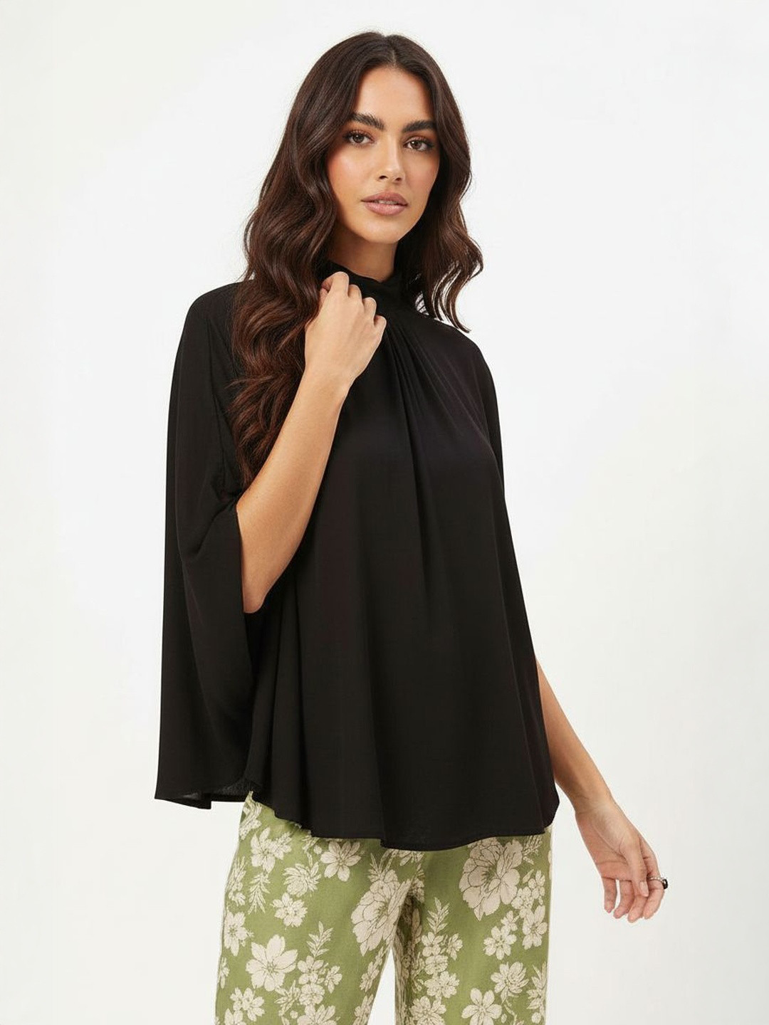 DressBerry Easy Embrace Tie-Up Detail Cape top