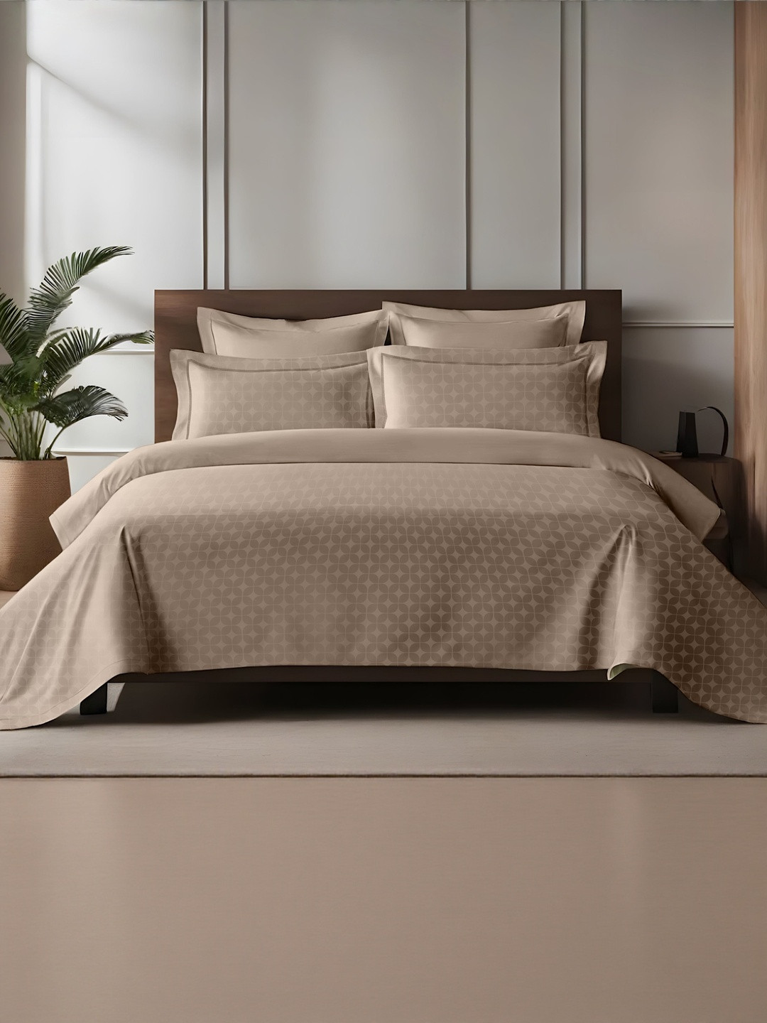 enera Caramel Gold Jacquard Orbit 300TC Soft Cotton King Bedsheet with 2 Pillow Covers