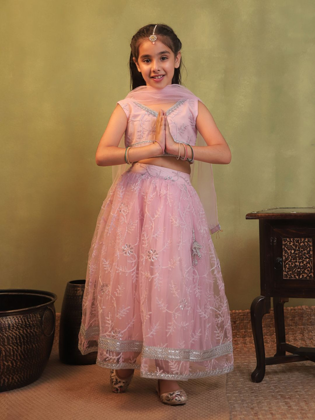 Aj DEZInES Kids-Girls Net Embroidered Lehenga Choli With Dupatta