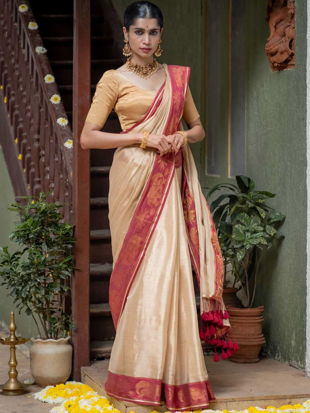 Suta Zari Work Woven Design Borders Pure Cotton Saree