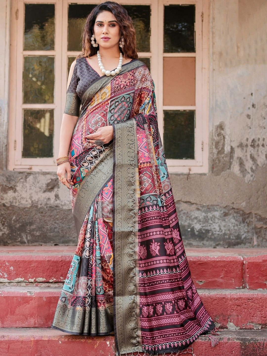 MAHARANI COUTURE Ethnic Motifs Tussar Saree