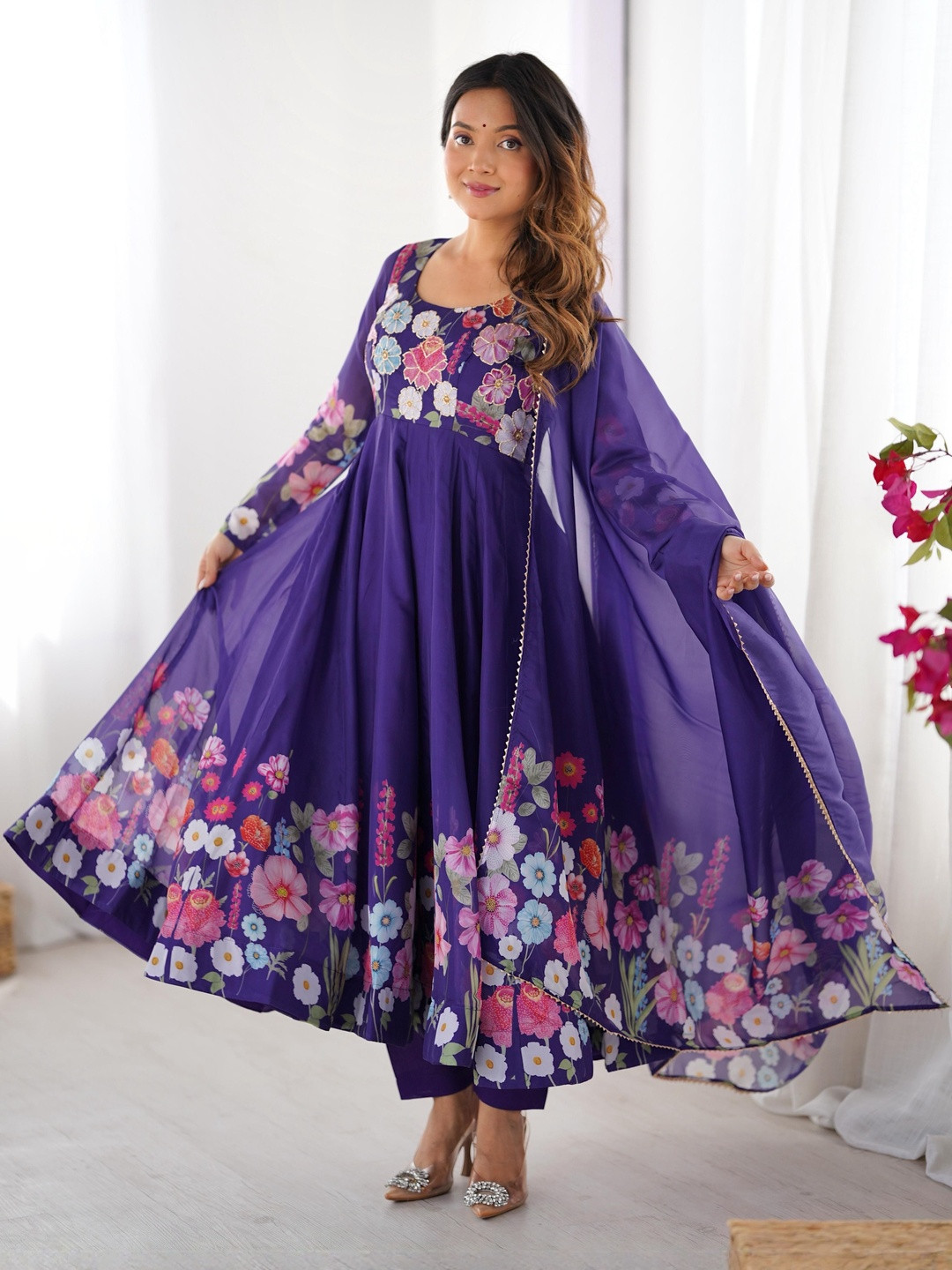 SAJAVAT ETHENIC WEAR Floral Printed Panelled Organza Kurta With Trousers & Dupatta