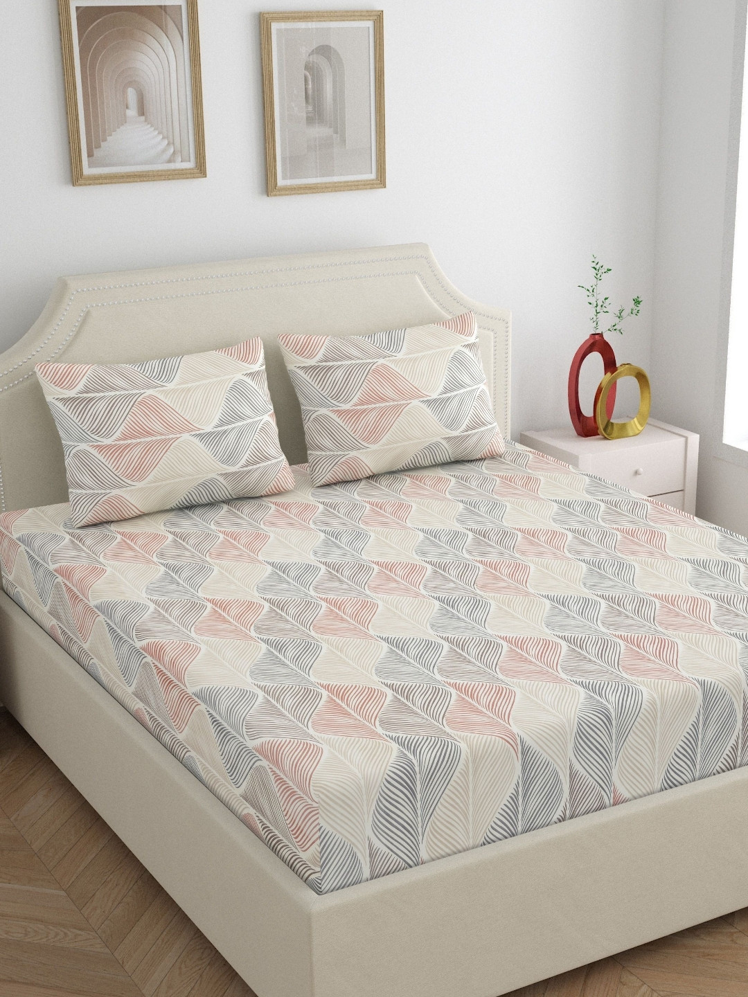 Home Ecstasy Microfiber Wrinkle & Fade Resistant King Bedsheet With 2 Pillow Covers