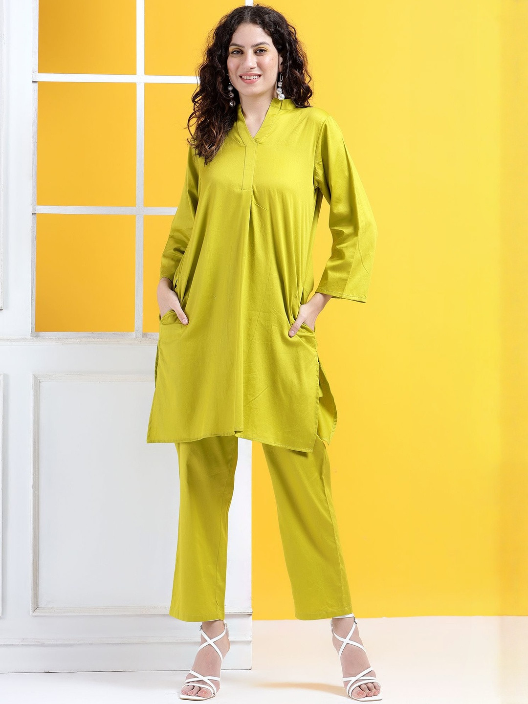 House of Kaftan Mandarin Collar Straight Pure Cotton Kurta with Trousers