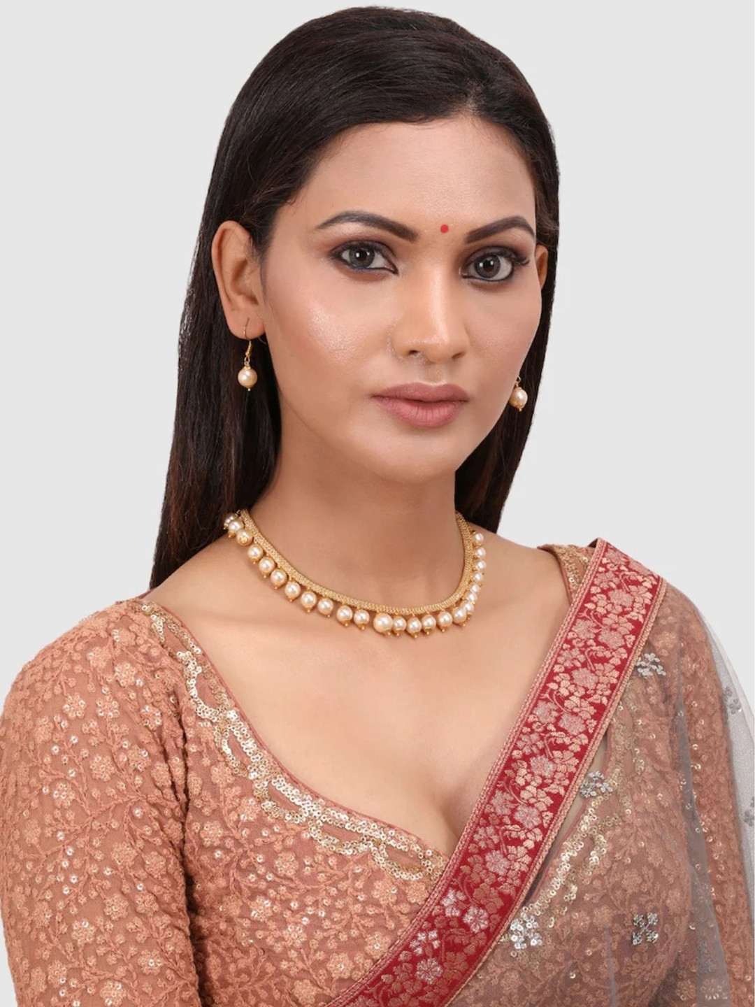 DIVASTRIGold-Plated Pearls Studded Jewellery Set