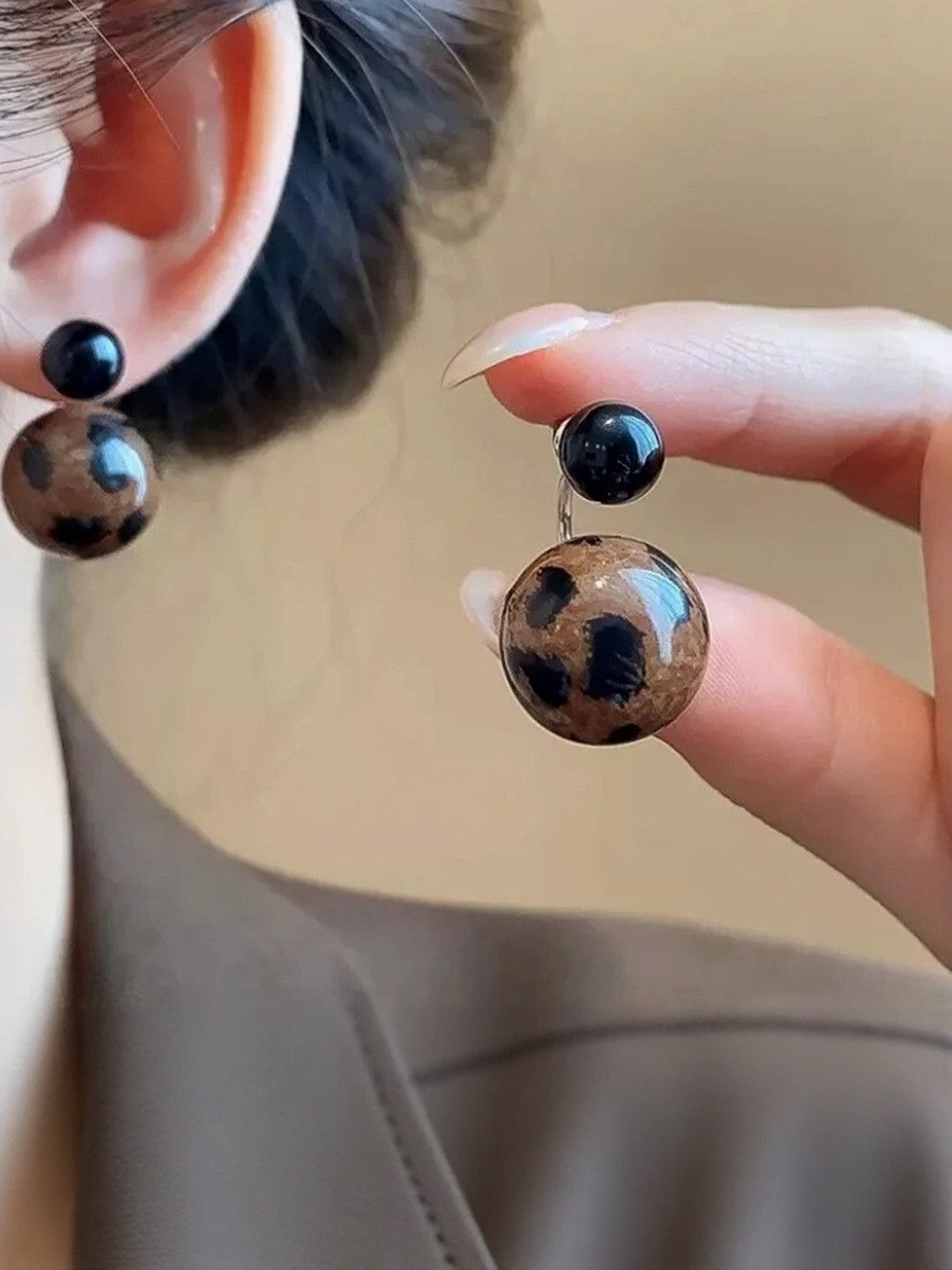 Vivity Silver-Plated Double Side Leopard Spherical Studs