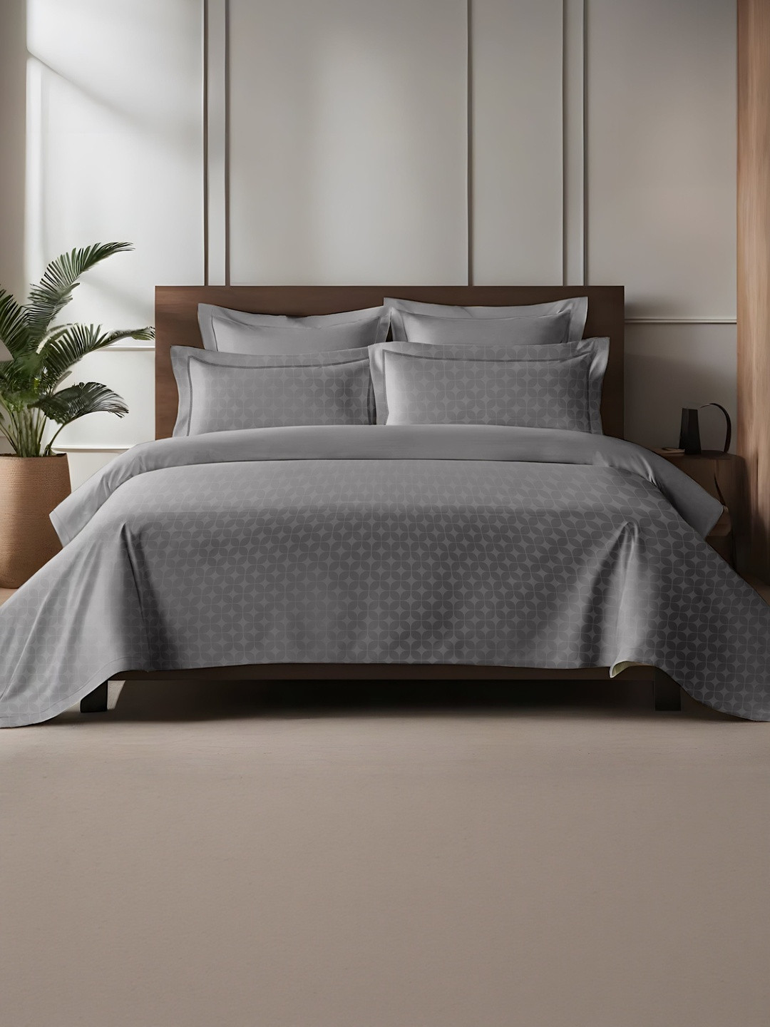 enera Grey Jacquard Orbit 300TC Cotton King Bedsheet with 2 Pillow Covers