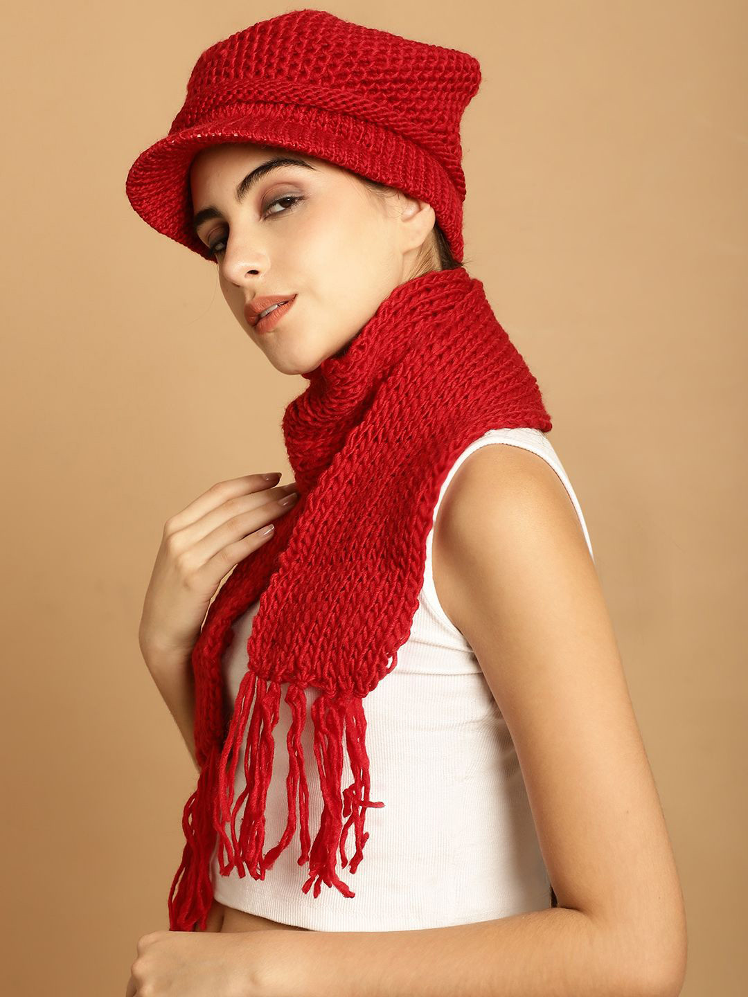 LOOM LEGACY Women Woollen Visor Cap With Mufller