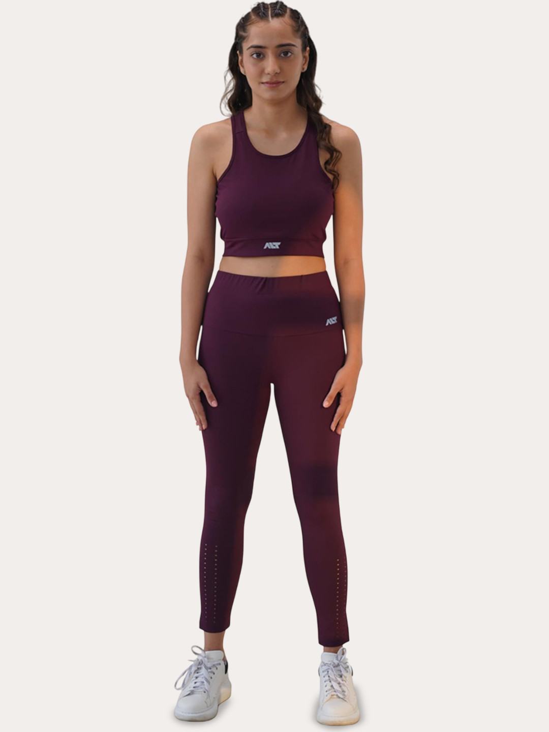 ALT THEALTCULTURE Round Neck Sports Bra With Track Pant